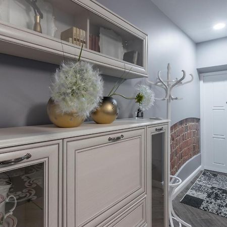 Dandelion Apartment In The Heart Of Kaunas Exterior foto
